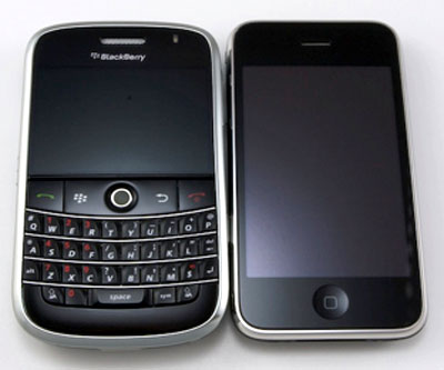 blackberry20bold20va20iphone203g-1